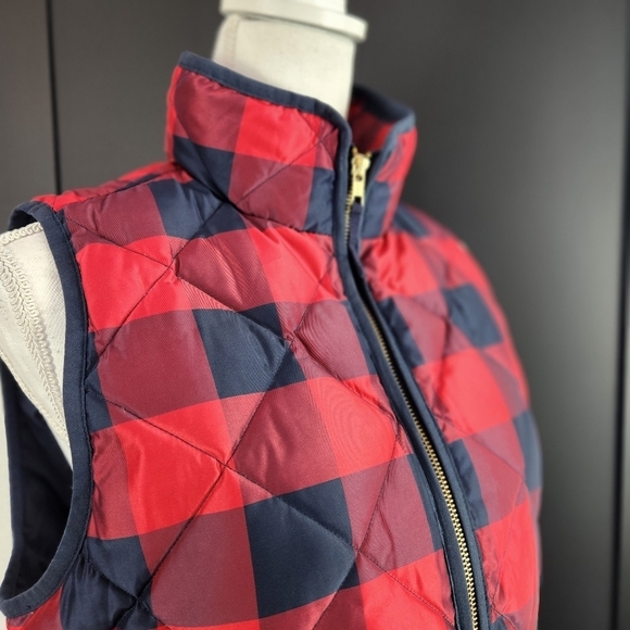J. Crew Red & Navy Buffalo Plaid Down Puffer Vest Size Small - Picture 4 of 14